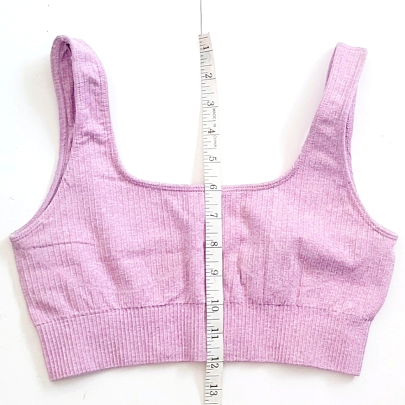 NWOT Ribbed Lavender Sports Bra - Picture 4 of 6